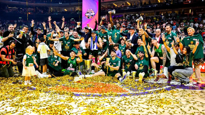 Panathinaikos EuroLeague'de 12 yıl sonra şampiyon