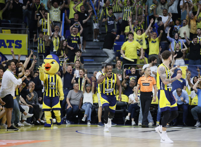 Fenerbahçe Beko'nun şampiyonluk coşkusu