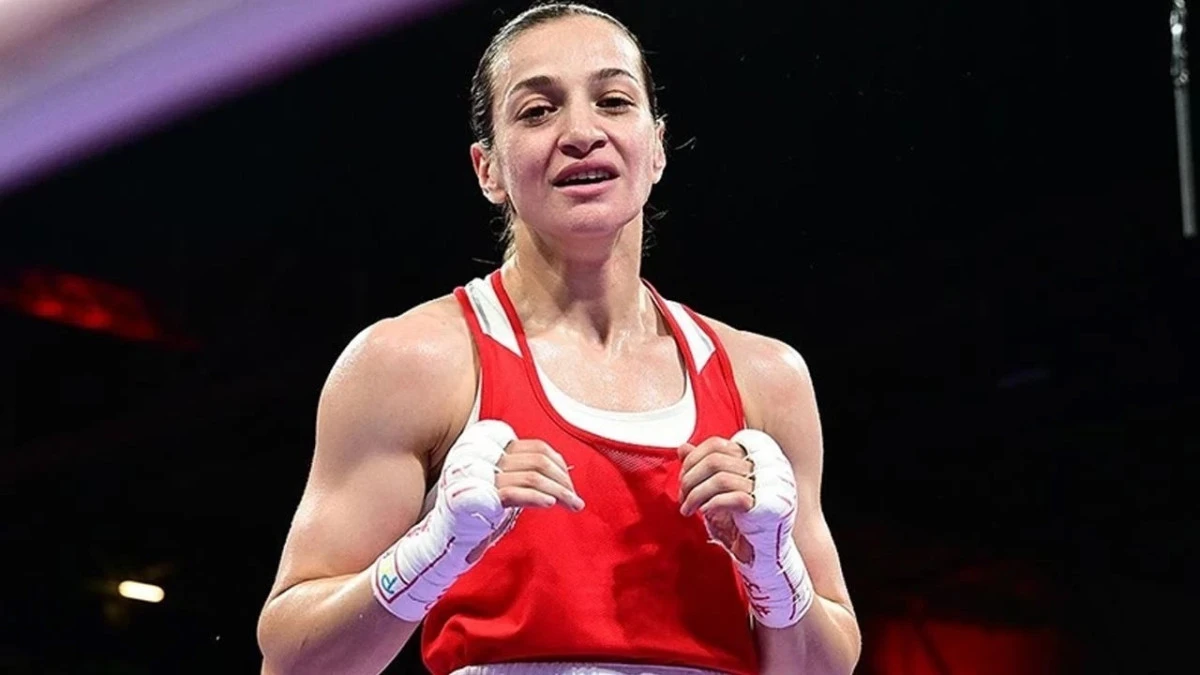 51 kg'da Buse Naz Çakıroğlu, dünya ikincisi