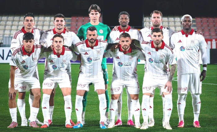 Antalyaspor deplasmanda kazandı:2-1
