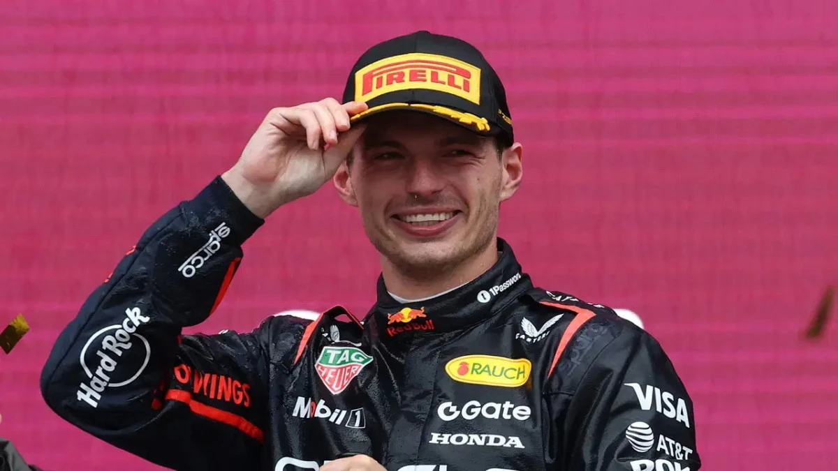 Azerbaycan GP'de  kazanan Verstappen
