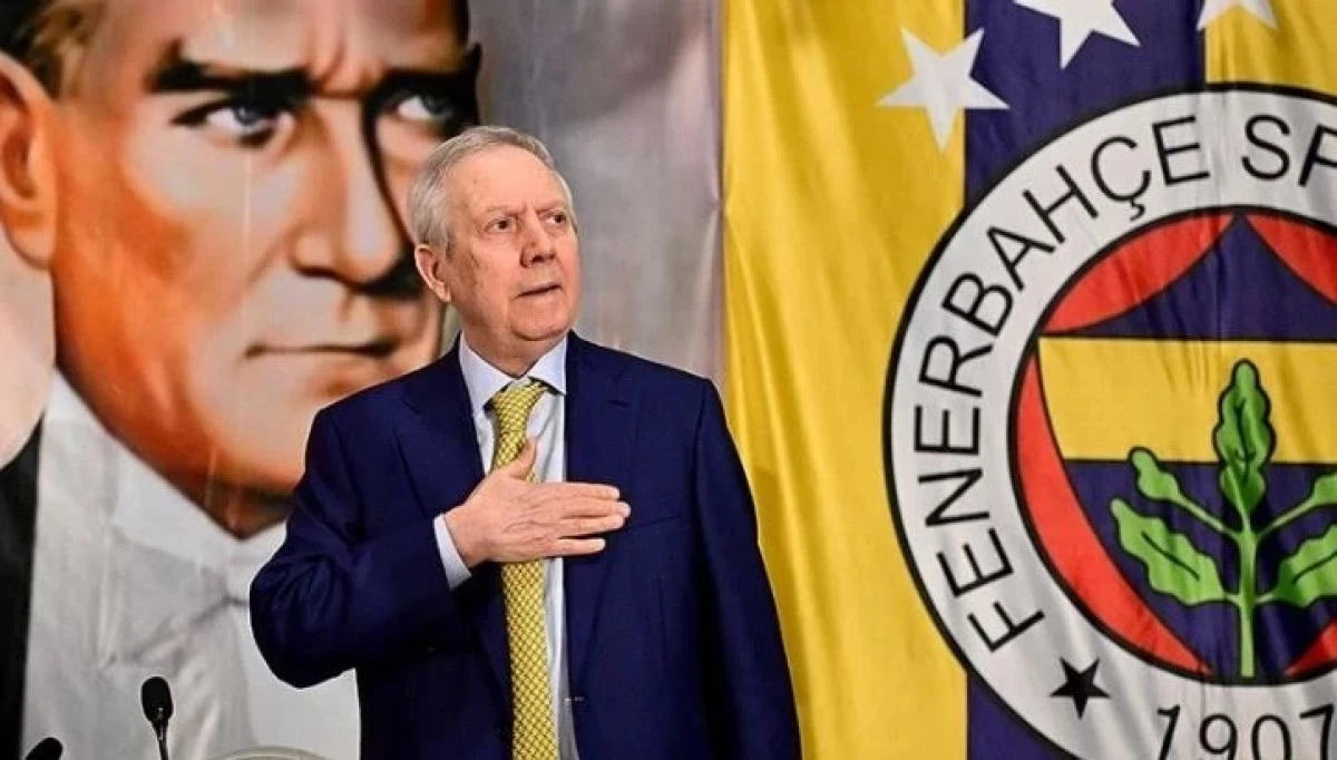 Aziz Yıldırım: Fenerbah&ccedil;e ger&ccedil;eklerle hayalleri ayırsın