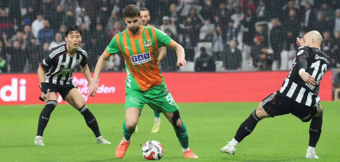 Beşiktaş ile  Alanyaspor yenişemedi:2-2