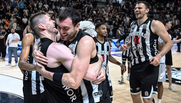 Beşiktaş  yarı finale y&uuml;kseldi:71-68