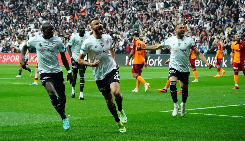 Dev derbiyi Beşiktaş kazandı:2-1