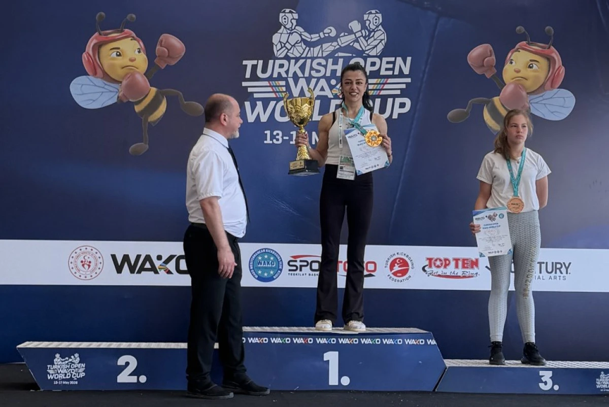 Emine Arslan&rsquo;dan   D&uuml;nya Kupası Şampiyonluğu