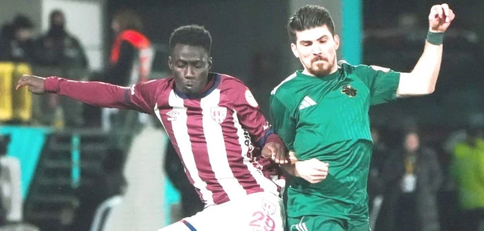 Esenler Erokspor ile  Bandırmaspor yenişemedi:1-1