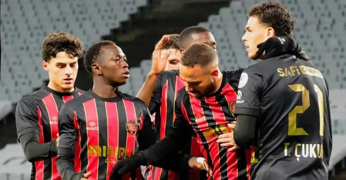 Fatih Karag&uuml;mr&uuml;k lige tutundu:1-0