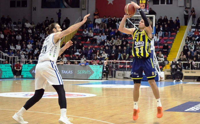 Fenerbah&ccedil;e Beko, deplasmanda  kazandı:91-85