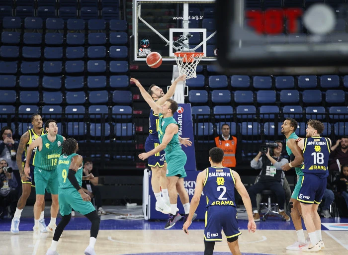 Fenerbahçe Beko rahat kazandı:94-80