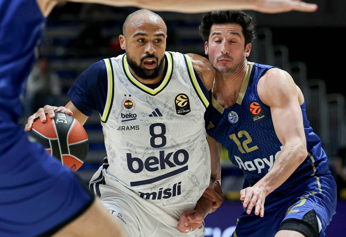  Fenerbah&ccedil;e Beko Sırbistan'da mağlup:89-94