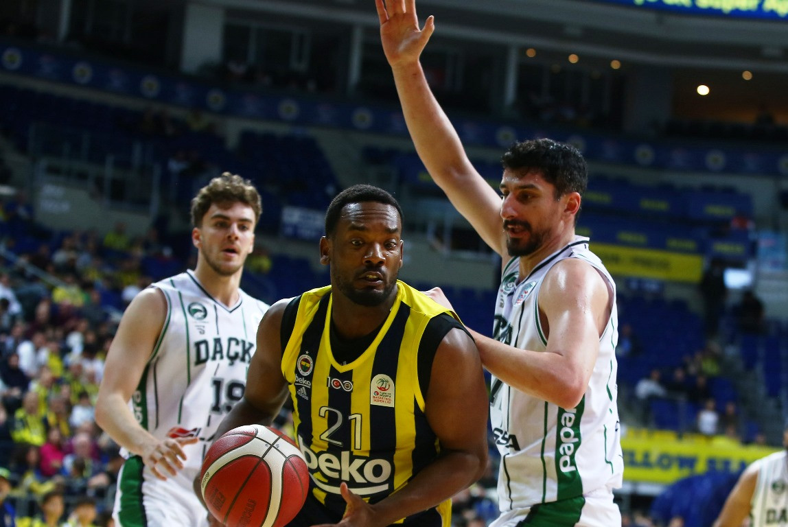 Fenerbahçe Beko ter attı:110-77