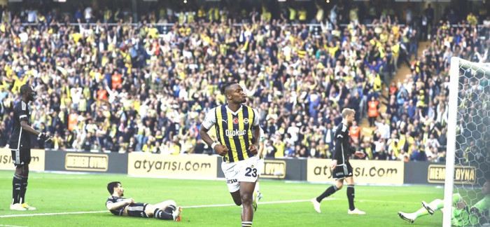 Fenerbahçe, derbide güldü:2-1