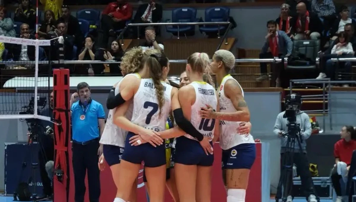  Fenerbahçe Medicana deplasmanda kazandı:3-1