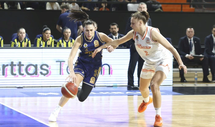 Fenerbah&ccedil;e Opet,  Mersin'de rahat kazandı:94-70