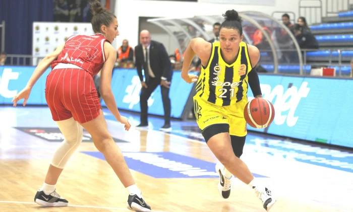 Fenerbahçe ter attı:104-84