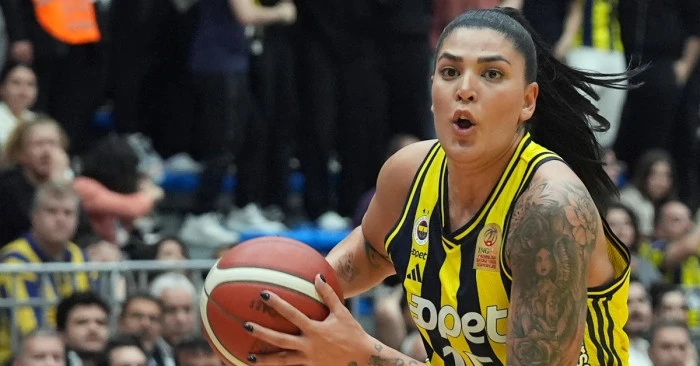 Fenerbah&ccedil;eli basketbolcu Tilbe Şeny&uuml;rek'te "Guillain-Barre Sendromu" tespit edildi