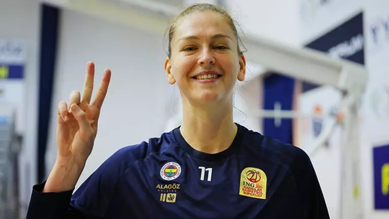 Fenerbahçeli Emma   Meesseman sezonun MVP'si oldu