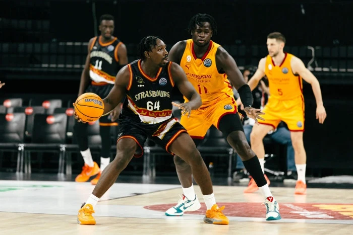  Galatasaray  ilk galibiyetini aldı:83-77