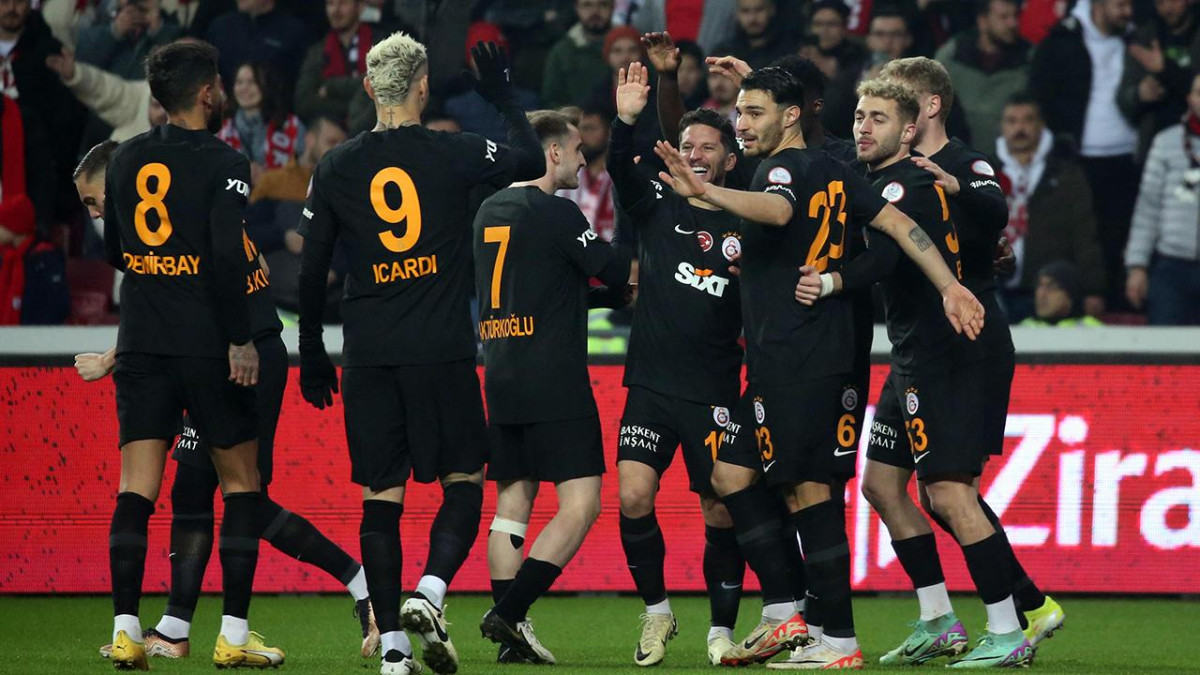 Galatasaray, Samsun'da kazandı:2-0