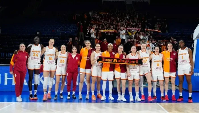 Galatasaray seriye galibiyetle başladı:82-74
