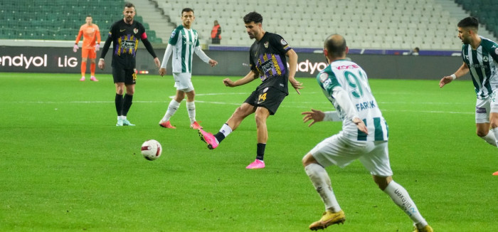 Giresunspor sahasında lider Eyüpspor ile berabere kaldı:0-0
