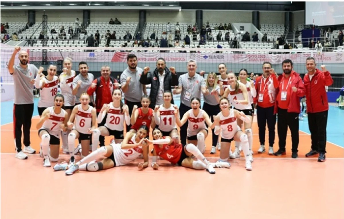 İşitme Engelli Voleybol Kadın Milli Takımımız finalde kaybetti:0-3