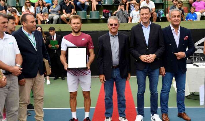 İstanbul  TED Open'da şampiyon Radu Albot