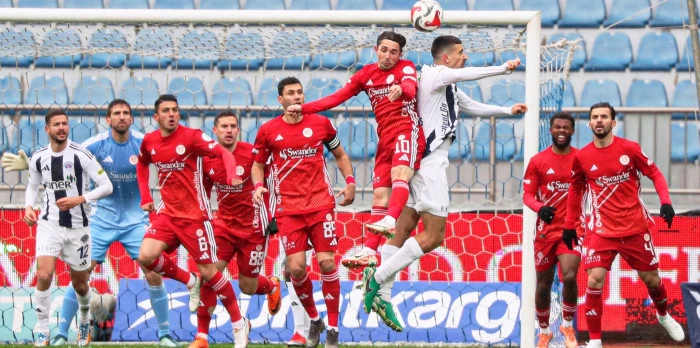 Kasımpaşa ile  Antalyaspor yenişemedi:0-0