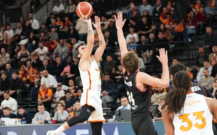 Manisa Basket, deplasmanda  galip:91-87