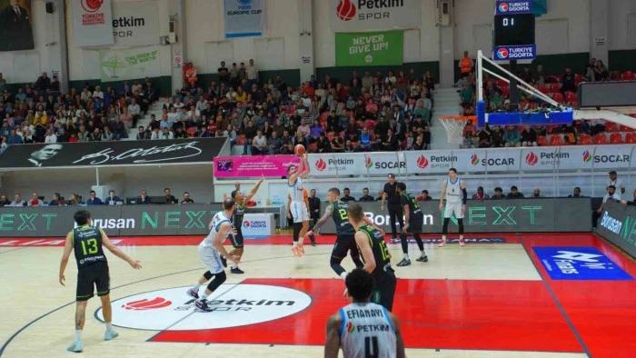  Merkezefendi Belediyesi Basket deplasmanda galip:81-73