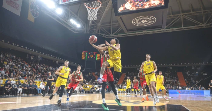 Mersin Spor moral buldu:92-87