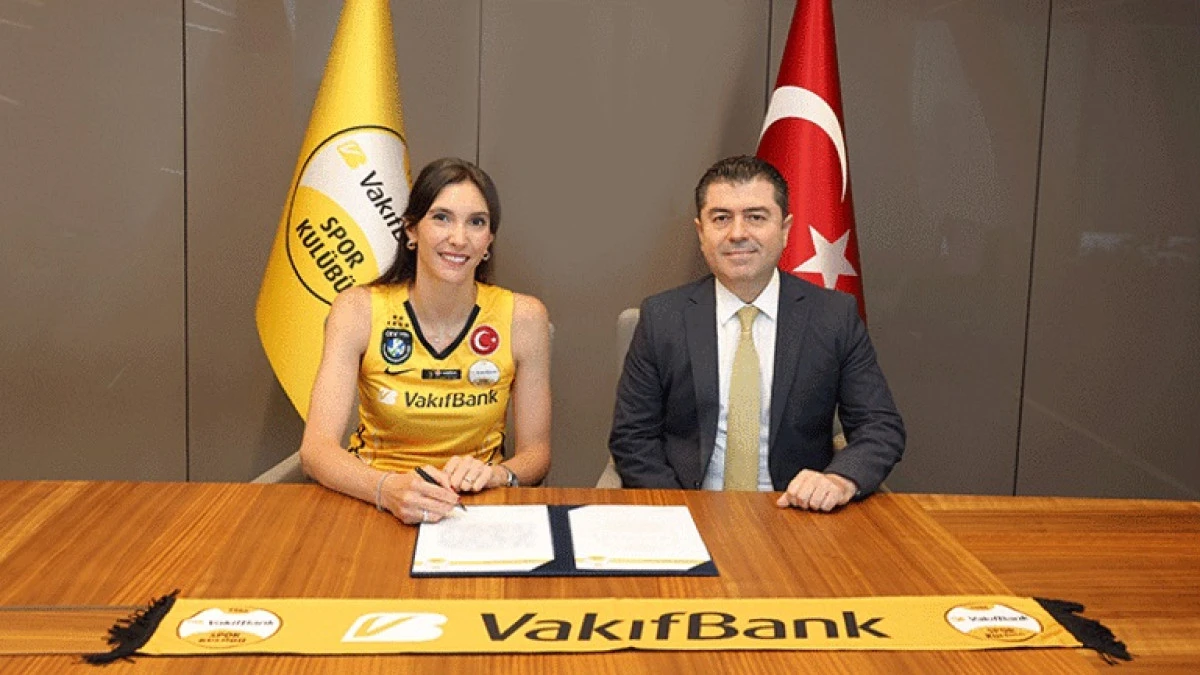 Naz Aydemir Akyol 8 yıl sonra Vakıfbank'a geri d&ouml;nd&uuml;