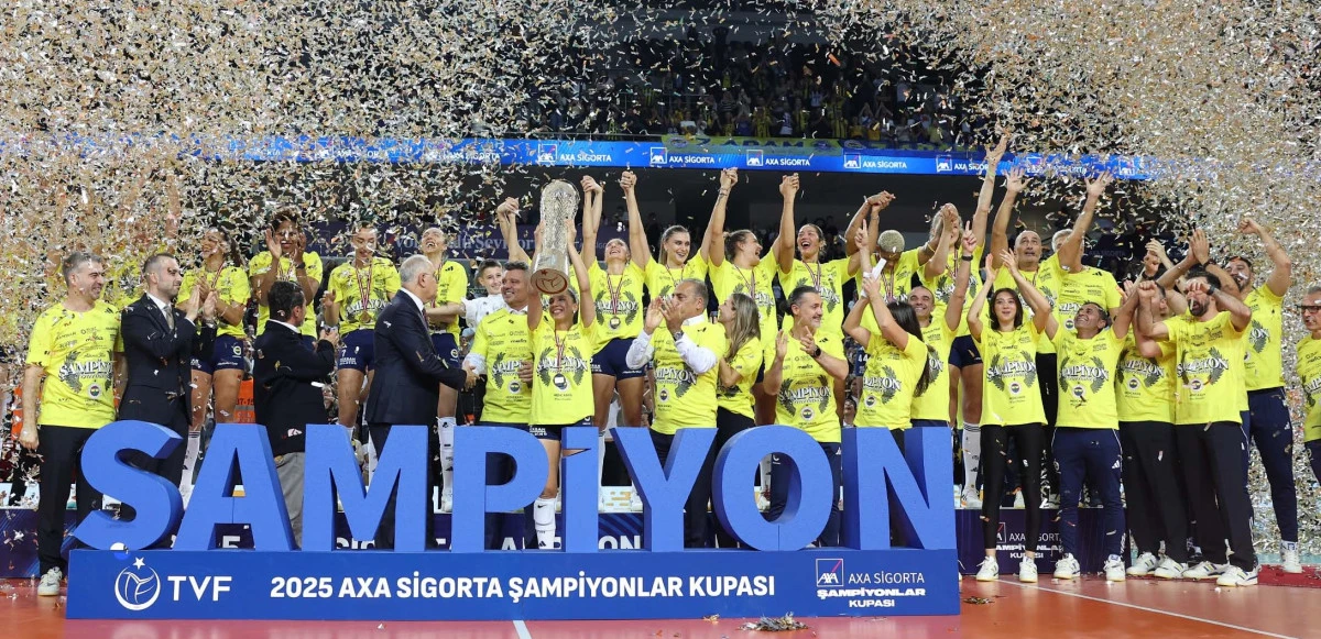  Şampiyonlar Kupası sahibi Fenerbahçe Medicana:3-2