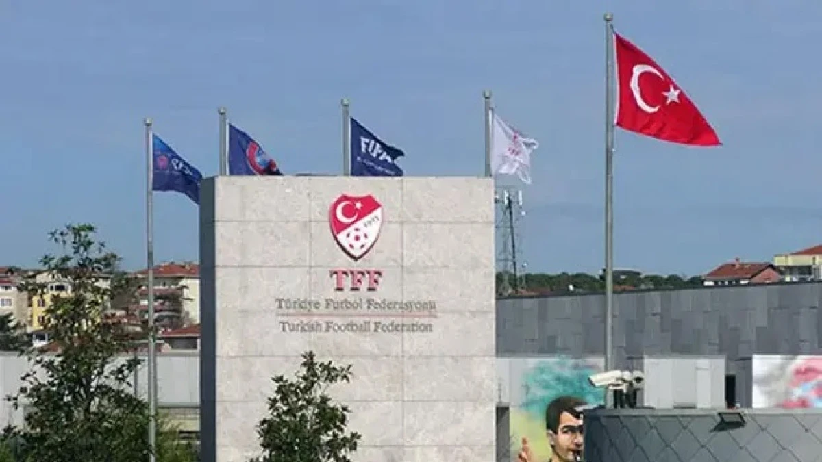 TFF, yeni sezon hakemlerini a&ccedil;ıkladı