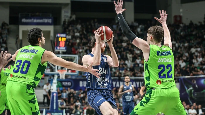  TOFAŞ, Anadolu Efes'i devirdi:86-79