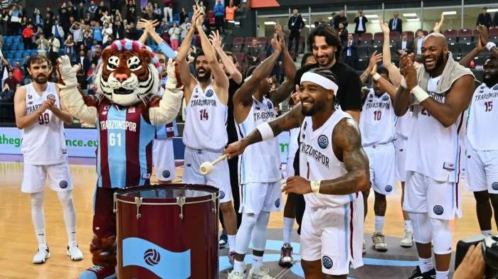 Trabzonspor uzatmada kazandı:93-83