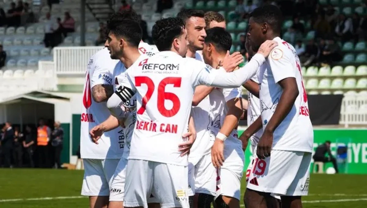  Vanspor Antalya'da 6 golle kazandı:6-1